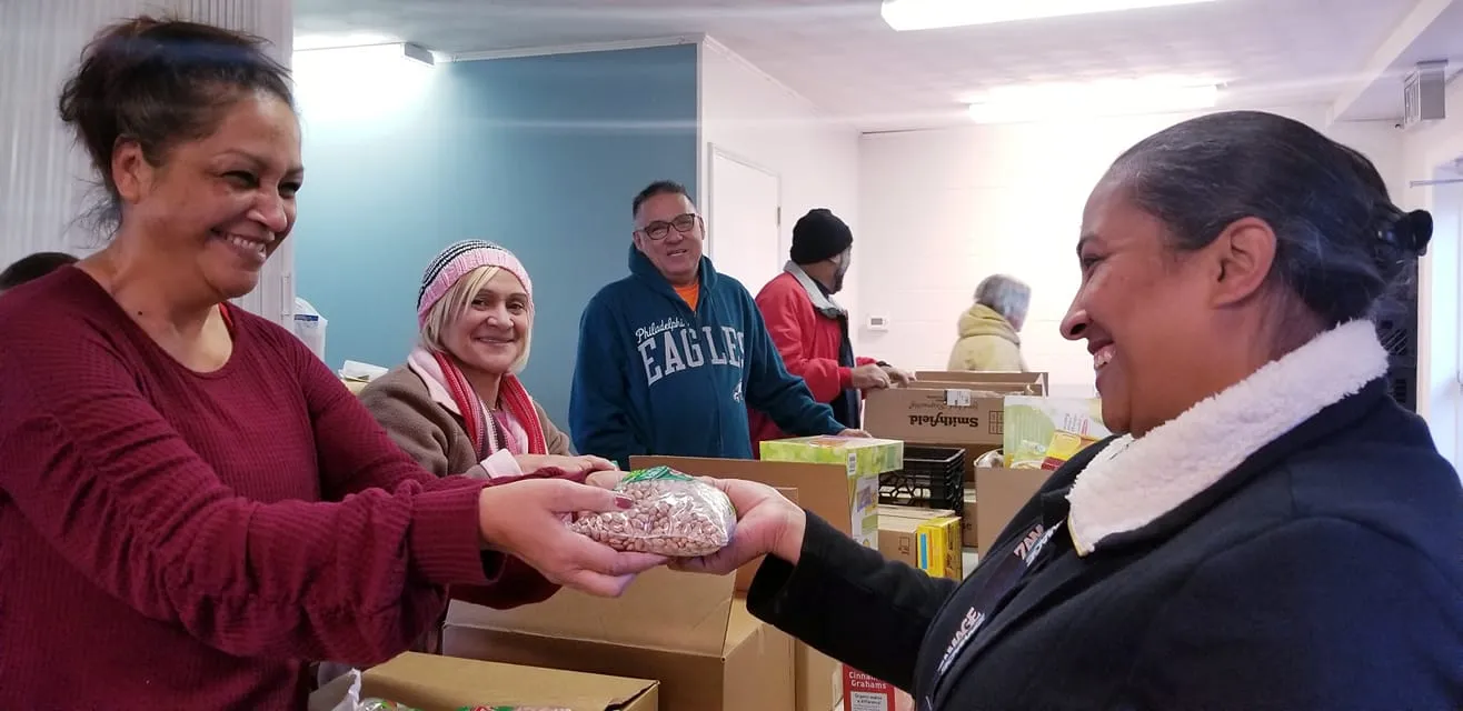 Alpha & Omega Community Center — comida entrega cerca