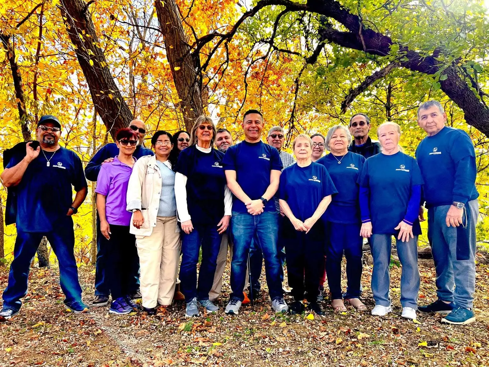 Alpha & Omega Community Center — nosotros personas