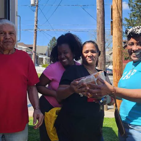 Alpha & Omega Community Center — comida entrega 1